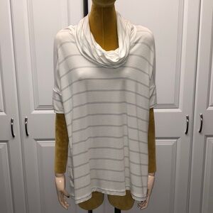 Women’s Ann Taylor Loft drape neck top